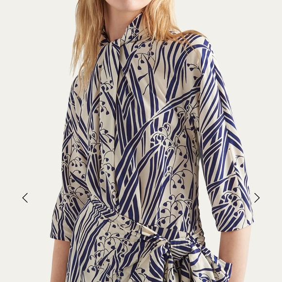 PRADA**Floral Print Scarf Neck Midi Dress***I 38; US 4***$3500 CURRENT!!!!!!!! - Picture 6 of 12